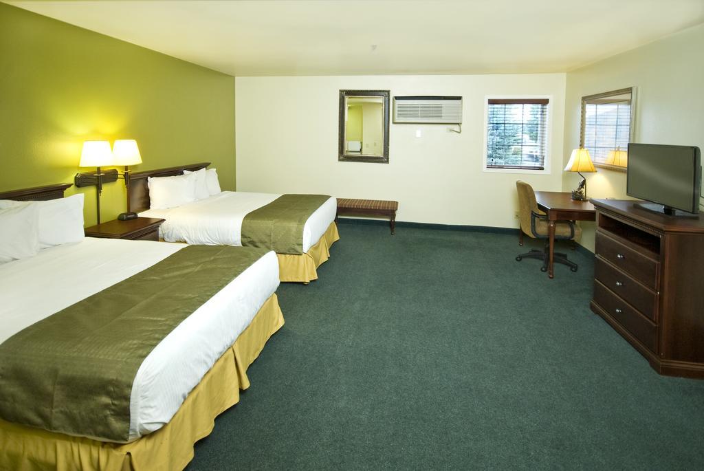 Super 8 By Wyndham Mccall McCall Exterior foto